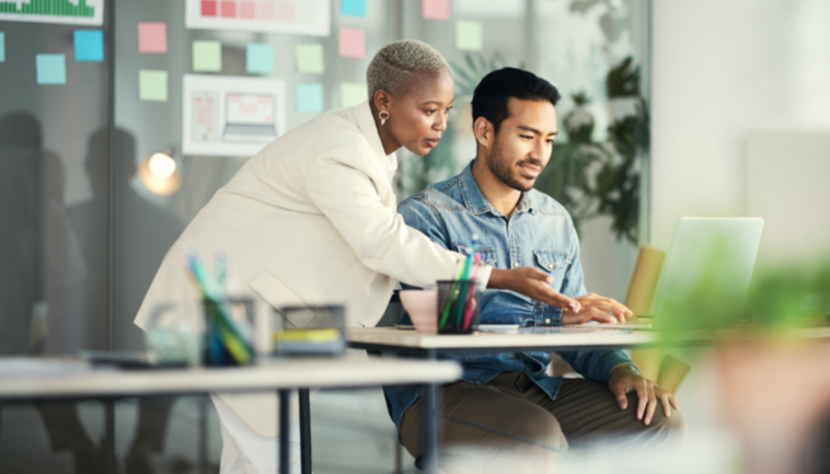 Researcher working with Academic Software Research Cloud with a promotor